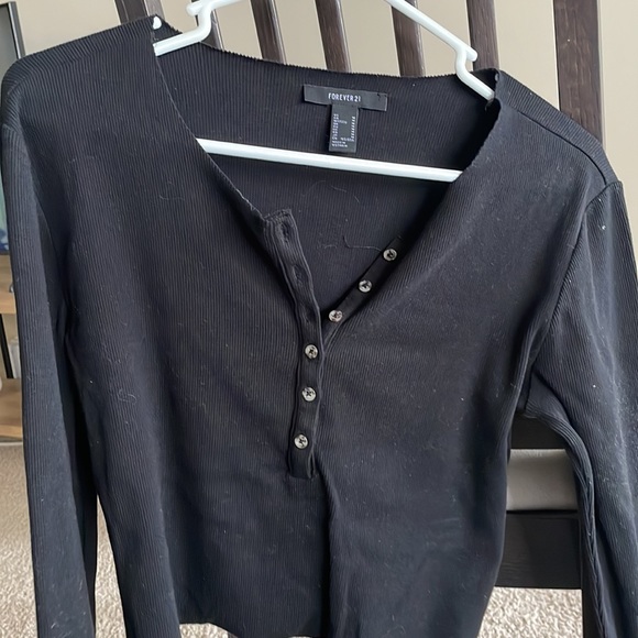Black Ribbed Button-Up Top - Picture 2 of 3